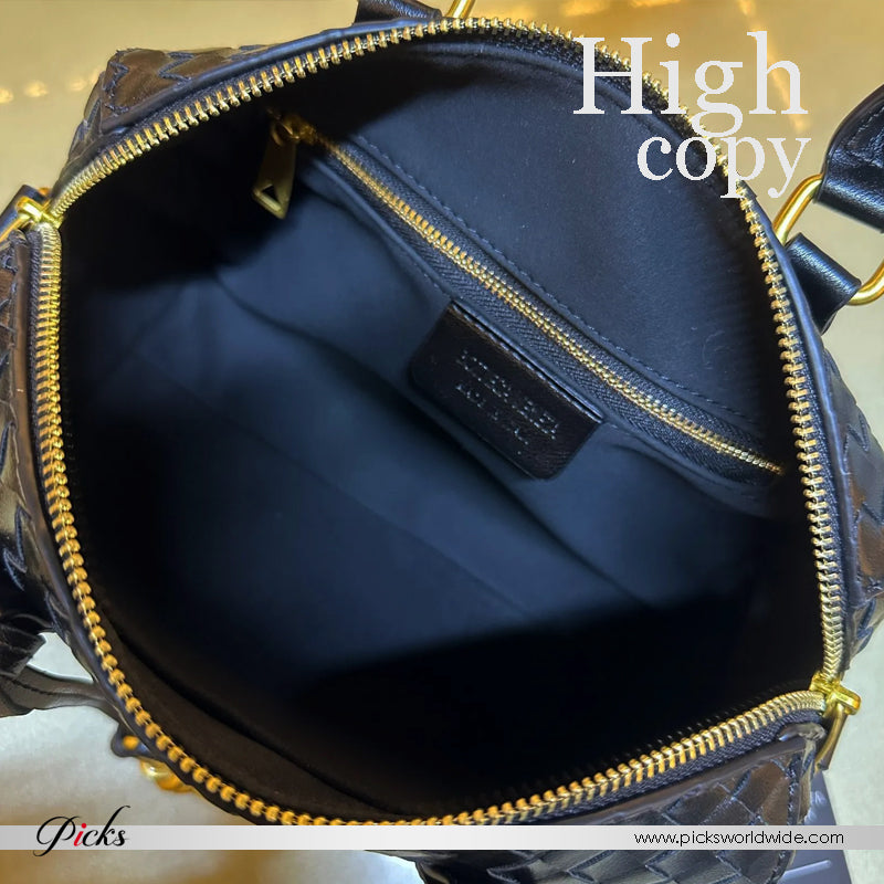 BOTTEGA-inspired women’s handbag
